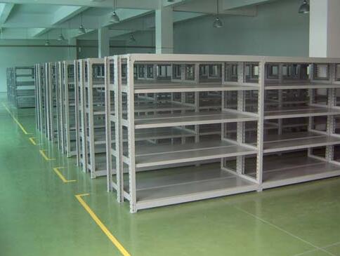 河北貨架安裝時(shí)注意事項(xiàng)